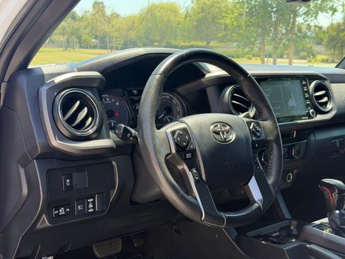 Used 2023 Toyota Tacoma 4x4 TRD Off-Road image 14