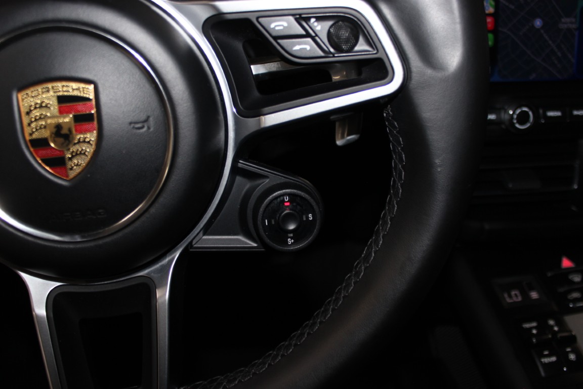 Used 2021 Porsche Macan GTS AWD/4WD image 25