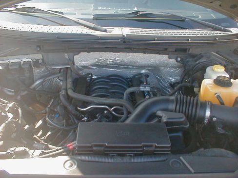 Used 2014 Ford F150 XLT image 8