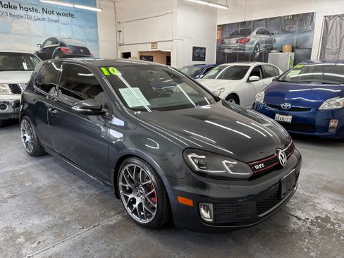 Used 2010 Volkswagen GTI 2-Door FWD image 13