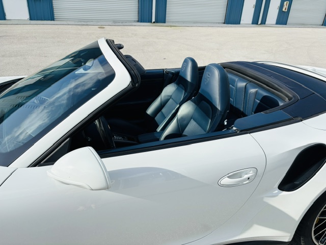 Used 2014 Porsche 911 Turbo S Cabriolet AWD/4WD image 5