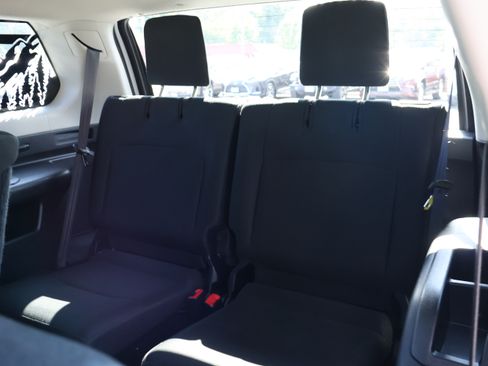 Used 2014 Toyota 4Runner SR5 image 16