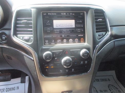 Used 2014 Jeep Grand Cherokee Limited image 6