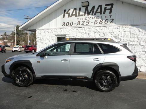Used 2024 Subaru Outback Wilderness image 2