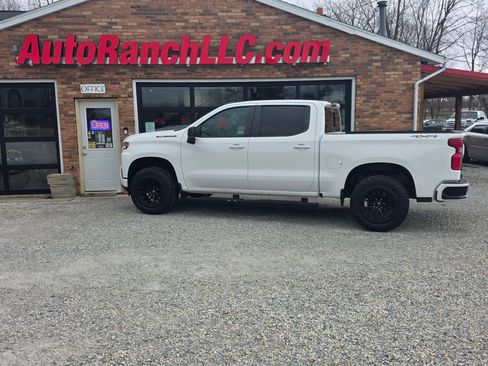 Used 2019 Chevrolet Silverado 1500 RST image 1