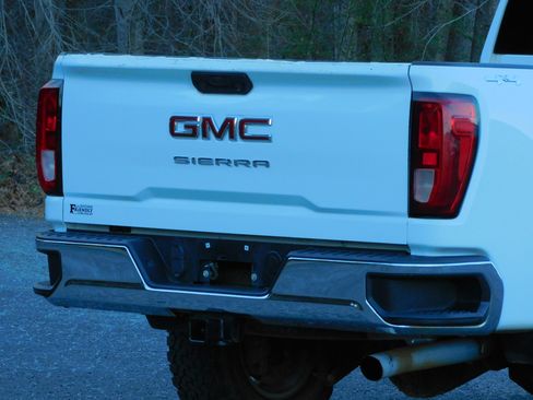 Used 2020 GMC Sierra 2500 W/T image 10