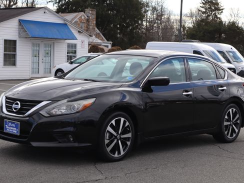 Used 2018 Nissan Altima 2.5 SR image 3