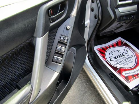 Used 2018 Subaru Forester 2.5i Premium image 14