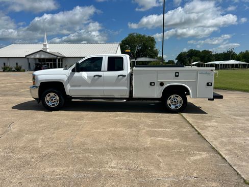 Used 2016 Chevrolet Silverado 2500 2WD Double Cab image 8