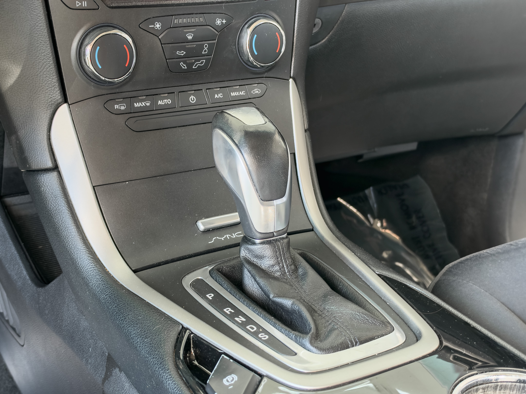Used 2015 Ford Edge AWD SEL image 12