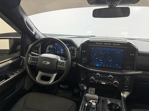 Used 2021 Ford F150 XLT image 25