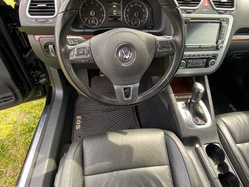 Used 2012 Volkswagen Eos image 10