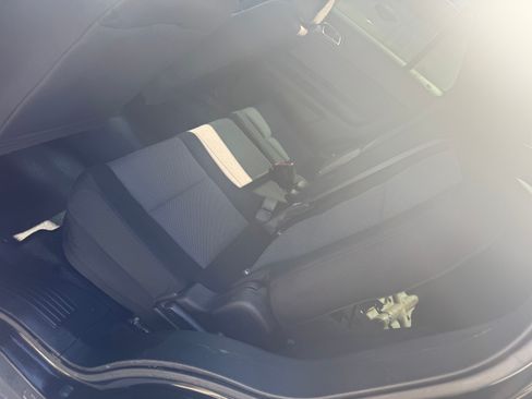 Used 2018 Ford Explorer image 7