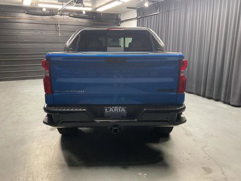 Used 2025 Chevrolet Silverado 1500 ZR2 image 4