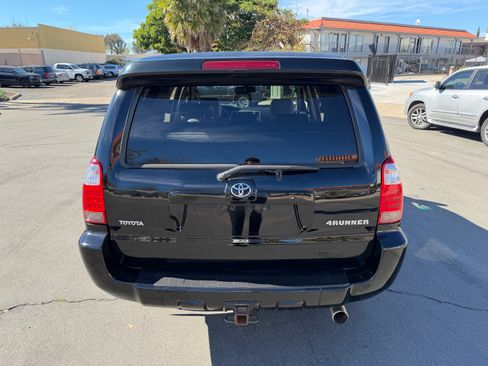 Used 2007 Toyota 4Runner Limited image 9