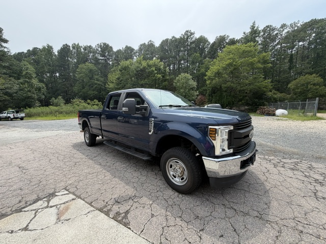 Used 2018 Ford F250 4x4 Crew Cab Super Duty image 2