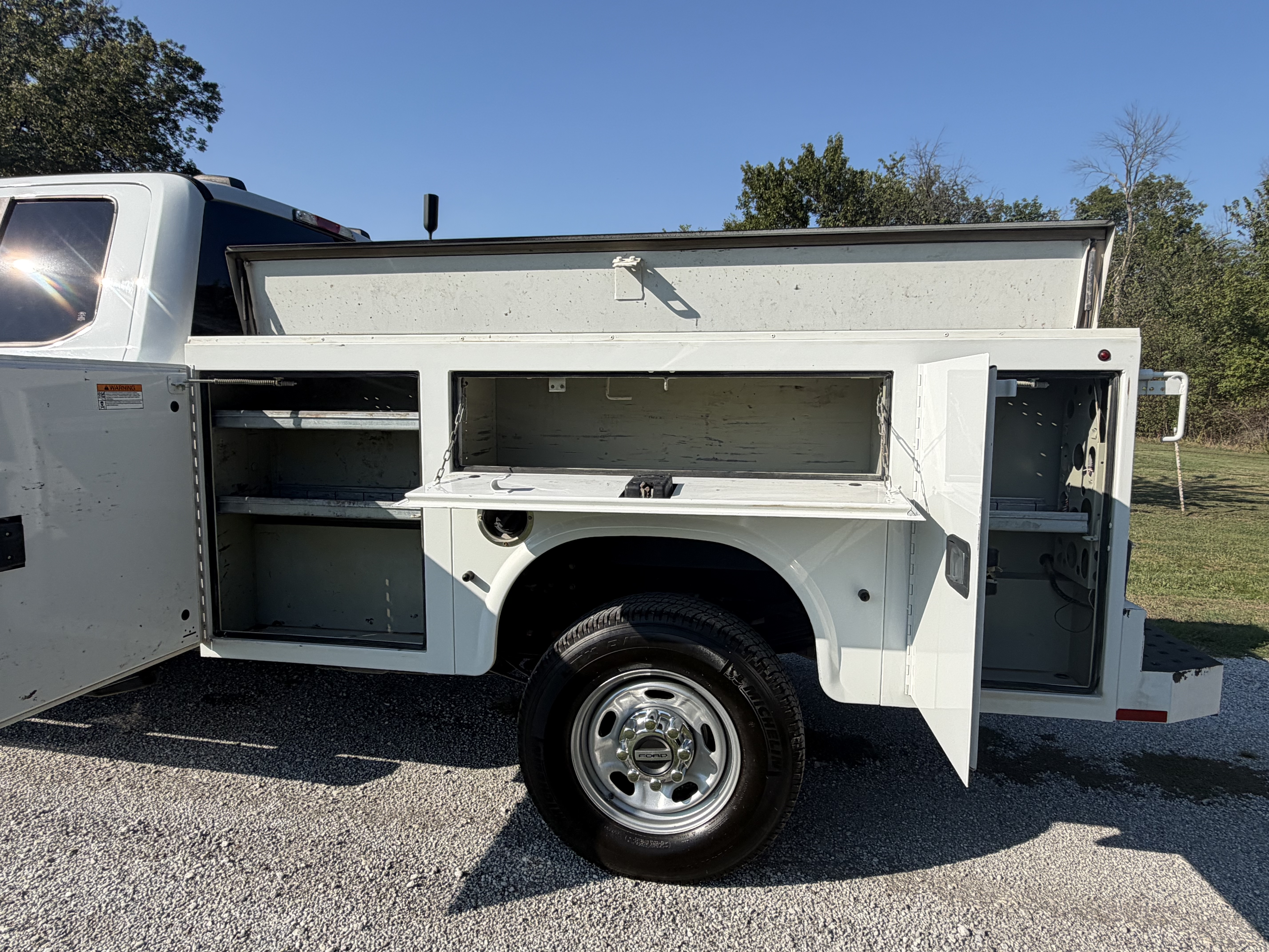 Used 2022 Ford F250 4x4 SuperCab Super Duty image 9
