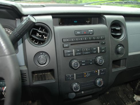 Used 2014 Ford F150 XL image 17