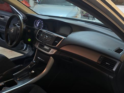 Used 2013 Honda Accord LX Special Edition image 17