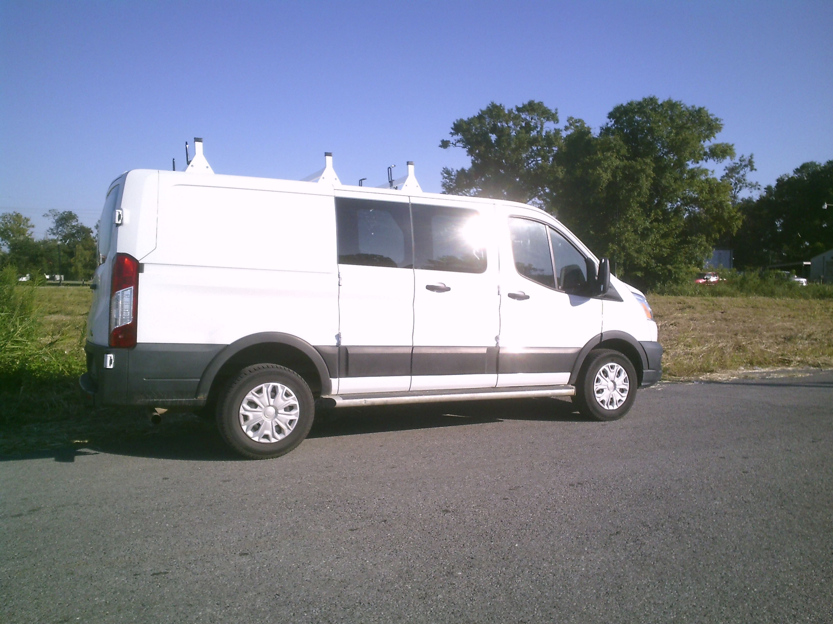 Used 2019 Ford Transit 250 XL RWD image 2