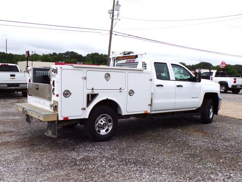 Used 2018 Chevrolet Silverado 2500 LT image 3