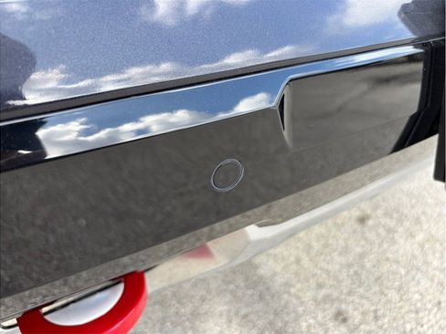 Used 2024 Chevrolet Tahoe Z71 image 14