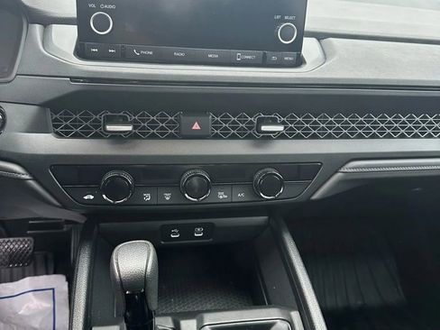 Used 2024 Honda Accord EX image 10