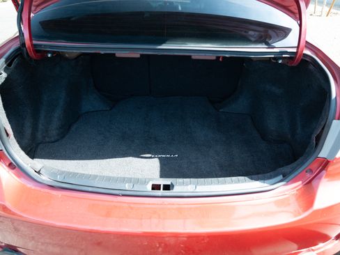 Used 2013 Toyota Corolla LE image 19