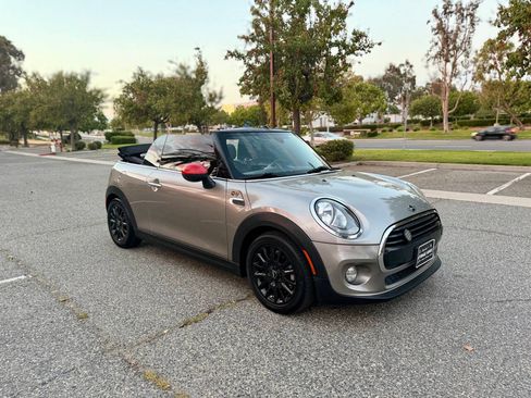 Used 2017 MINI Cooper Convertible FWD image 21
