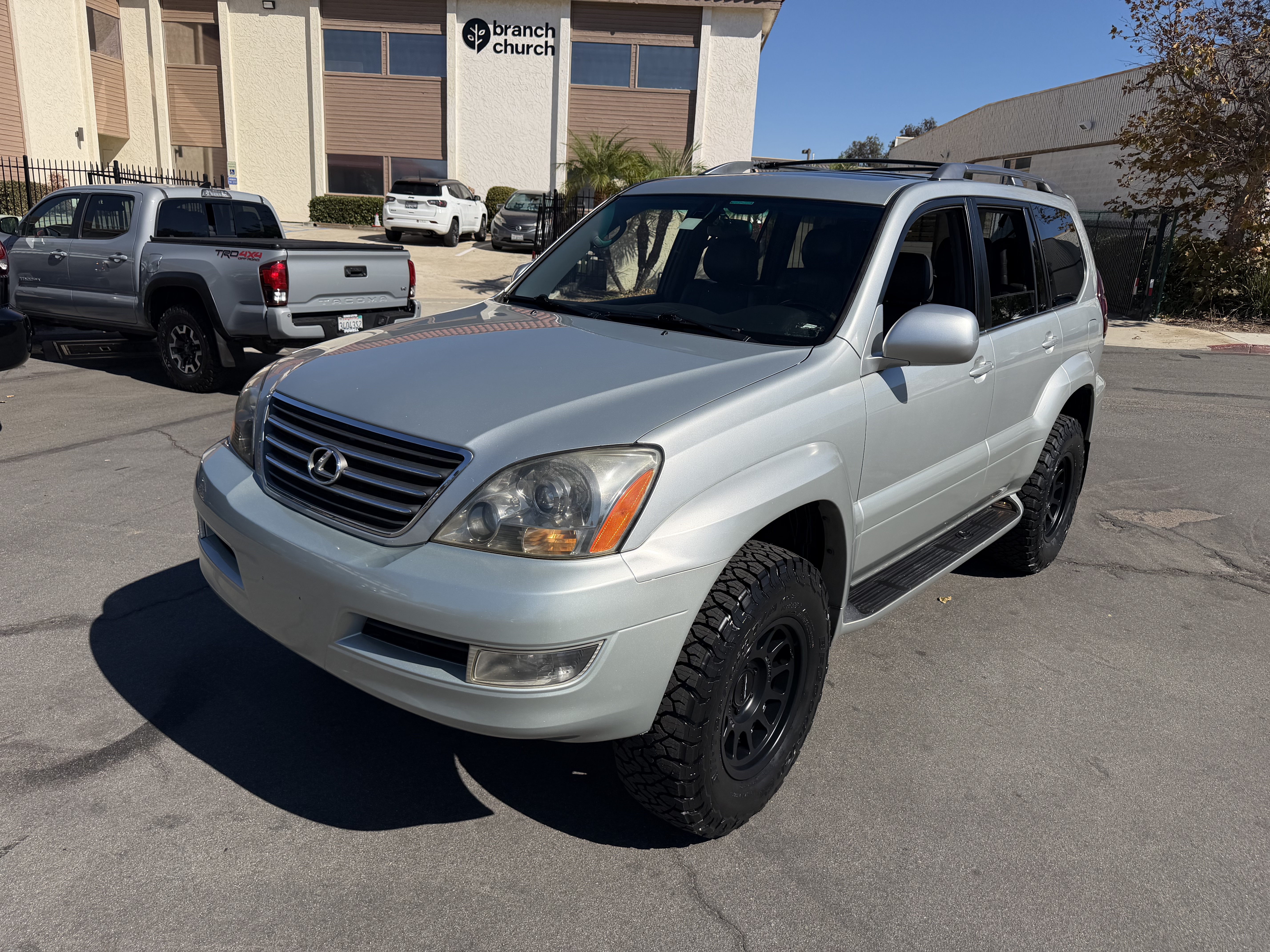 Used 2005 Lexus GX 470 w/ Sport Package AWD/4WD image 4