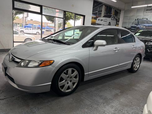 Used 2007 Honda Civic LX Sedan image 9