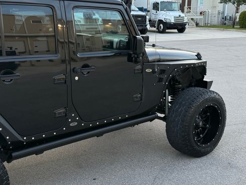 Used 2015 Jeep Wrangler 4WD Unlimited Sport image 55