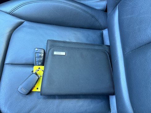 Used 2016 Audi A3 e-tron Premium image 26