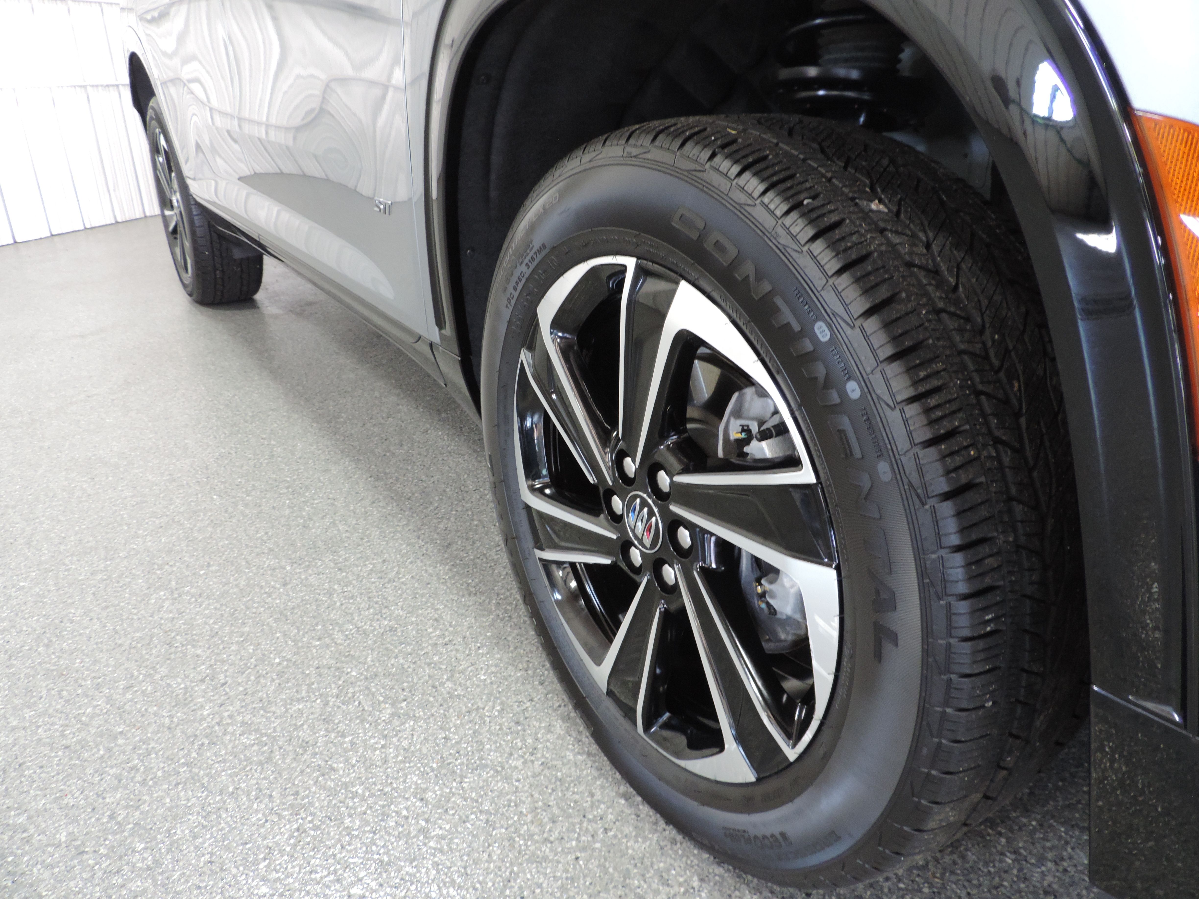 Used 2026 Buick Enclave AWD Sport Touring image 13