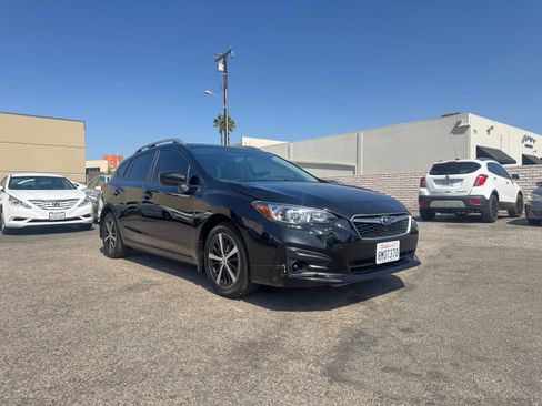 Used 2019 Subaru Impreza 2.0i Premium Hatchback AWD/4WD image 11