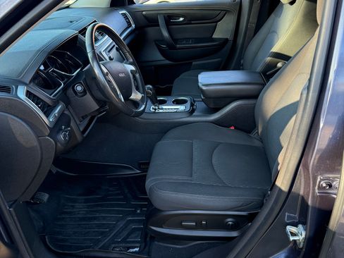 Used 2014 GMC Acadia SLE image 12