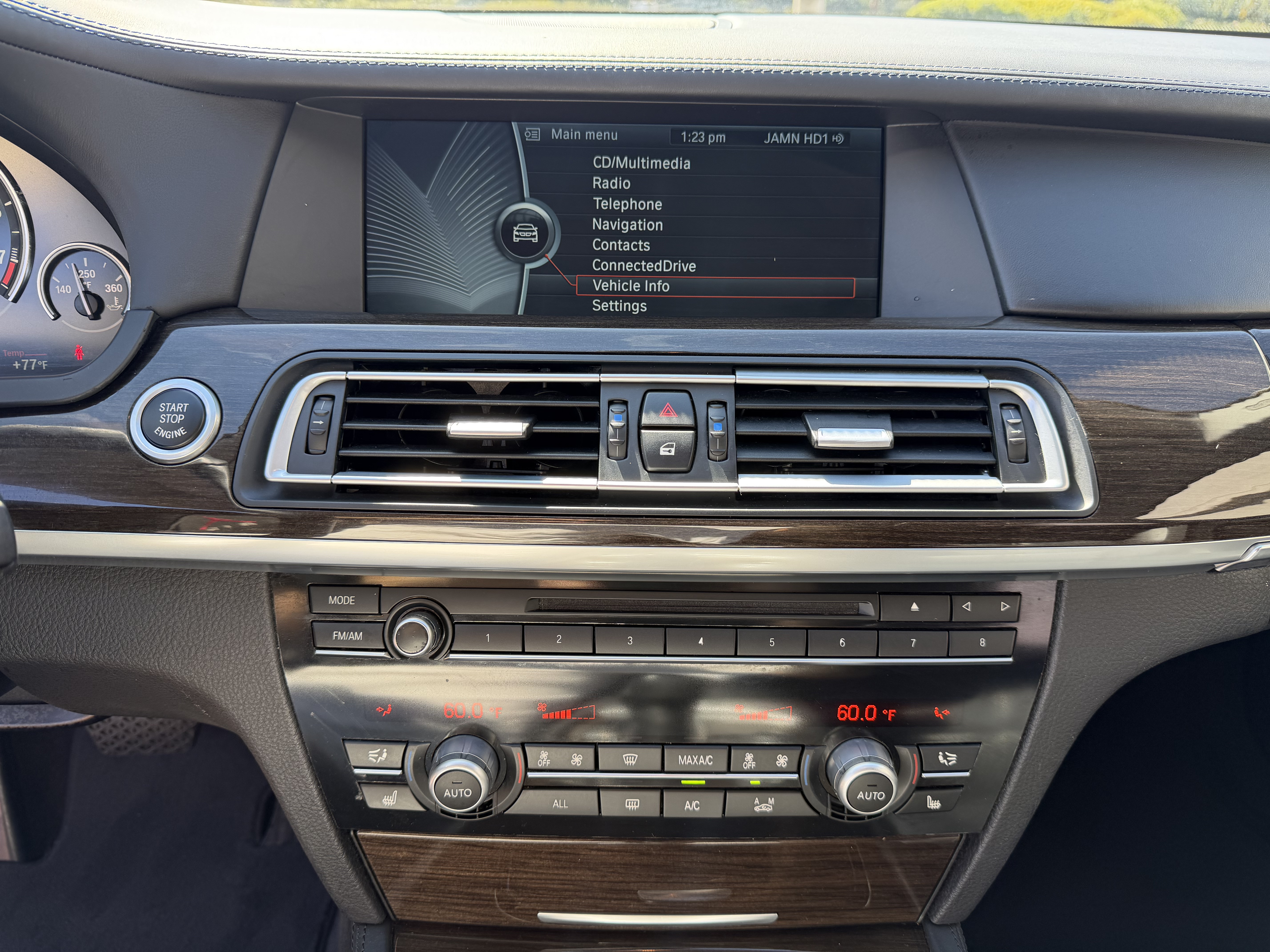 Used 2011 BMW 740Li RWD image 28