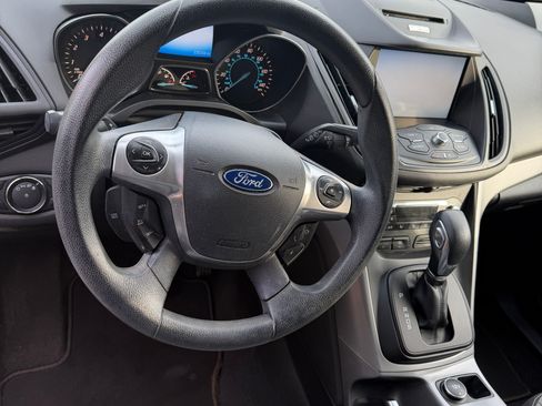 Used 2014 Ford Escape SE image 33