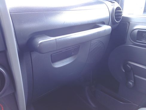 Used 2010 Jeep Wrangler Sport image 16