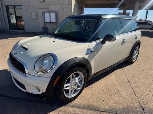 Used 2009 MINI Cooper Clubman S image 1