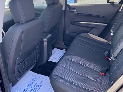 Used 2017 Chevrolet Equinox LT FWD image 20