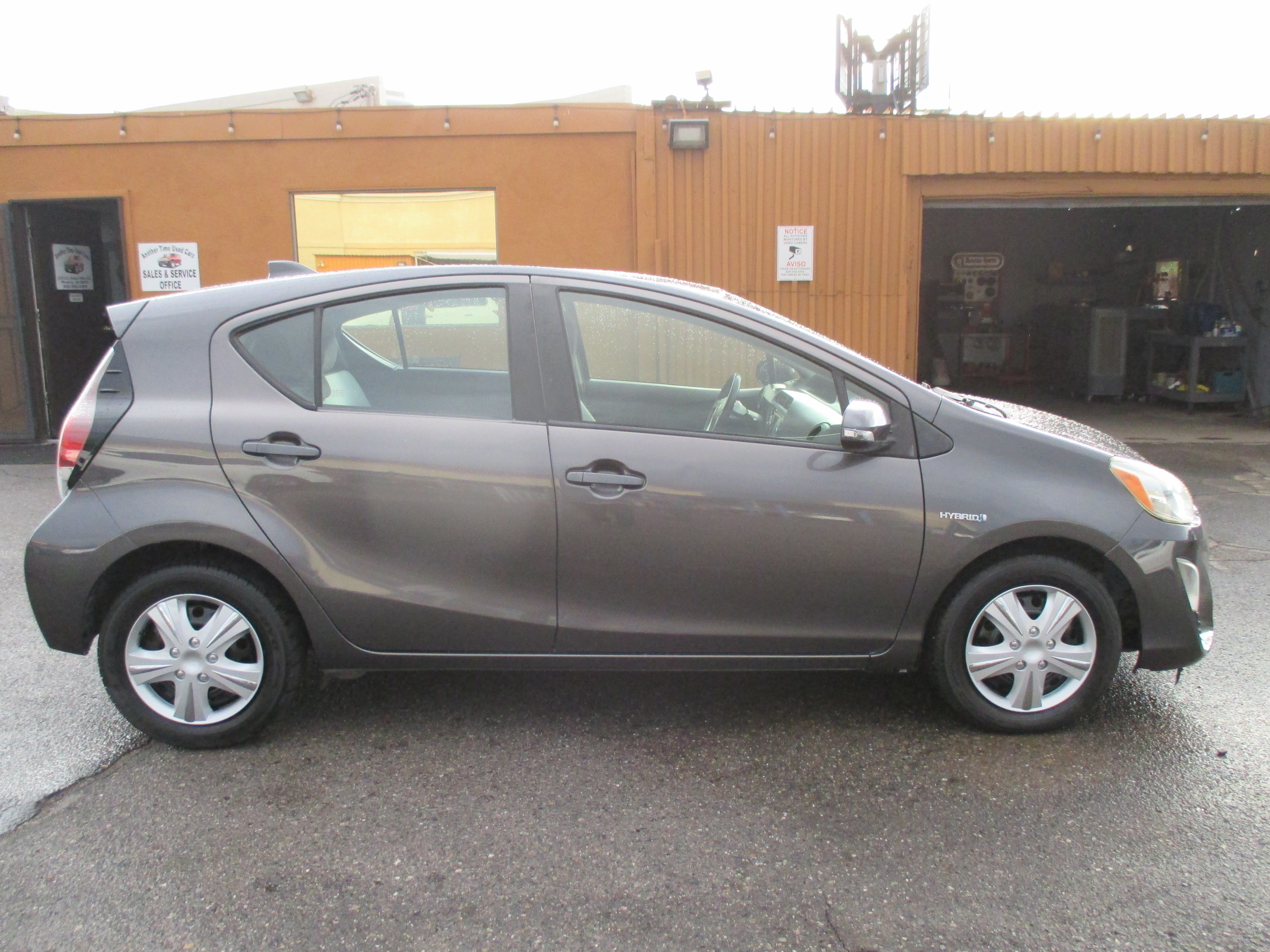 Used 2016 Toyota Prius C Four Hatchback 4D FWD image 2