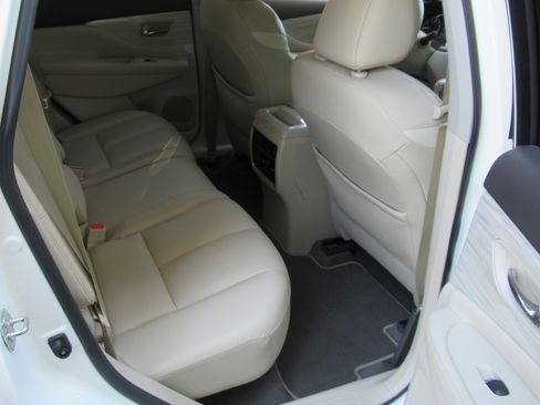 Used 2018 Nissan Murano Platinum AWD/4WD image 19