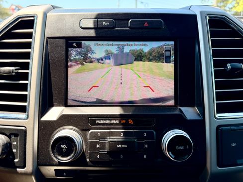 Used 2015 Ford F150 4x4 SuperCrew image 17