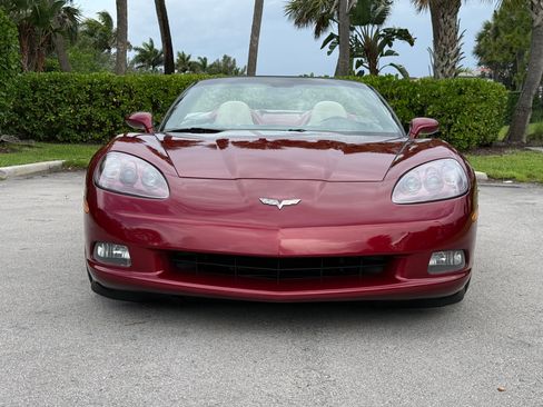 Used 2006 Chevrolet Corvette Convertible RWD image 12