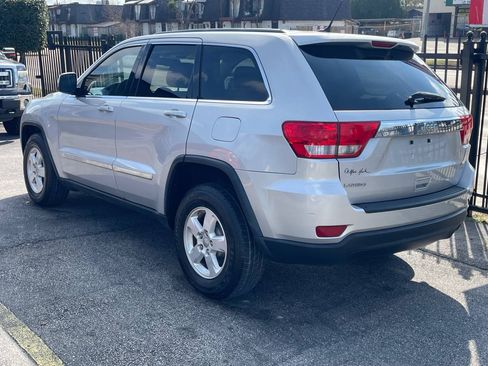 Used 2013 Jeep Grand Cherokee Laredo image 4