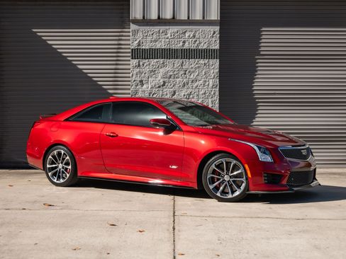 Used 2017 Cadillac ATS V image 1