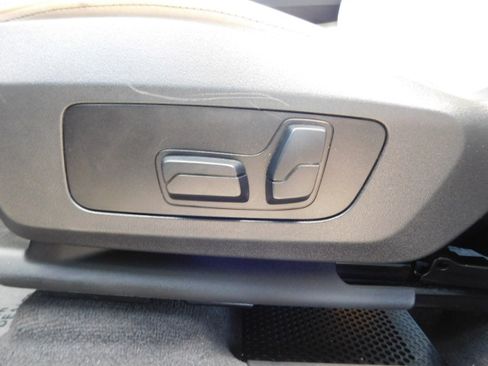 Used 2025 BMW X1 xDrive28i image 12