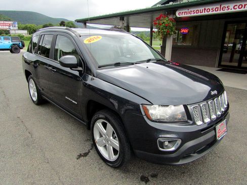Used 2014 Jeep Compass FWD Latitude image 2