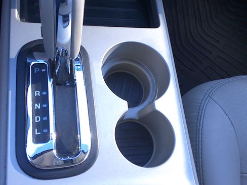 Used 2007 Ford Edge SEL image 18